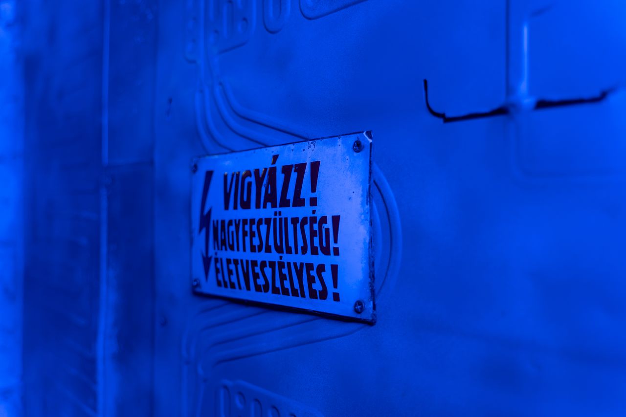 Csernobil szabadulószoba – figyelmeztető tábla